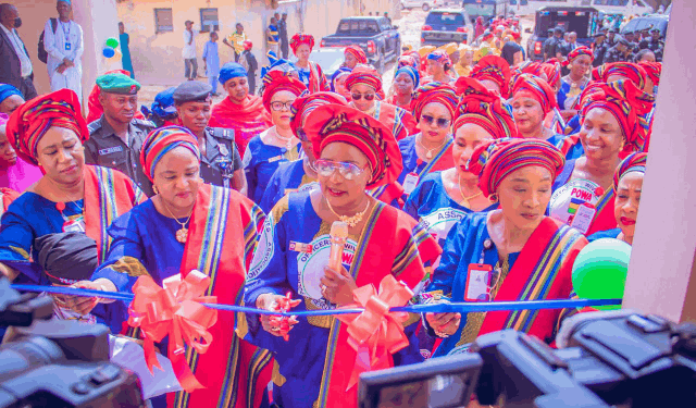 POWA PRESIDENT EMPOWERS 300 POLICE WIDOWS, COMMISSIONS PROJECTS IN KANO
