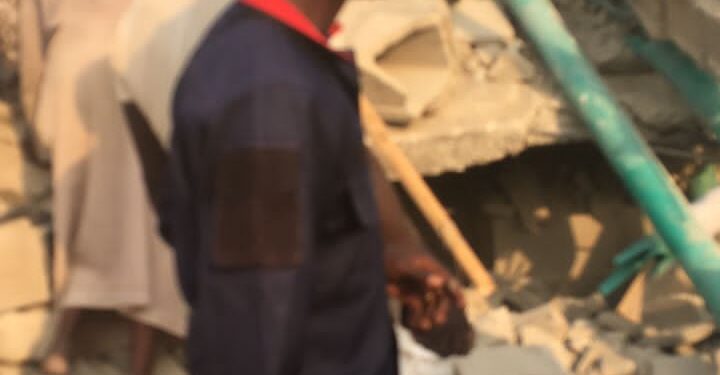 COLLAPSED BUILDING AT IKOTA, LEKKI: LAGOS NSCDC DEPLOYS RECOVERY TEAM, RESCUES TWO ( 2 ) ALIVE, SEARCH ONGOING