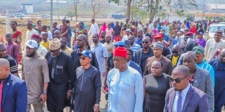 LOKOJA ACCIDENT: GOV ODODO VISITS FEDERAL UNIVERSITY, SETS UP COMMITTEE TO PREVENT RECURRENCE