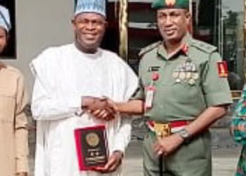THE CHIEF OF ARMY STAFF, LT. GEN. WAIDI SHAIBU COMMENDS CONFLUENCE TRUST NEWSPAPER PUBLISHER, ASSURES MEDIA COLLABORATION