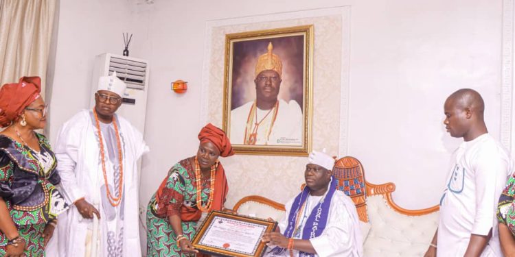 SWS APPRECIATES OONI OF IFE AND OORE OF OTUN EKITI FOR ACCEPTING TO SERVE AS NATIONAL AND SOUTH WEST PATRONS